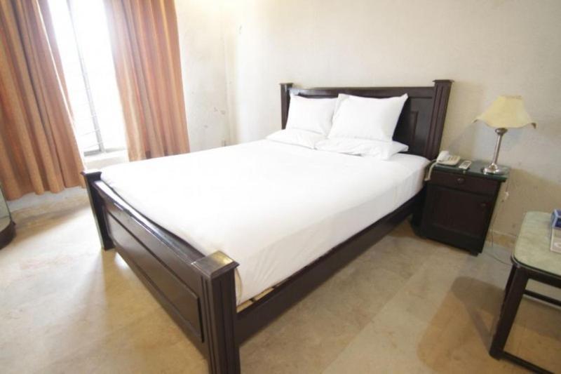 Hotel The Leschanze Lahor Dış mekan fotoğraf