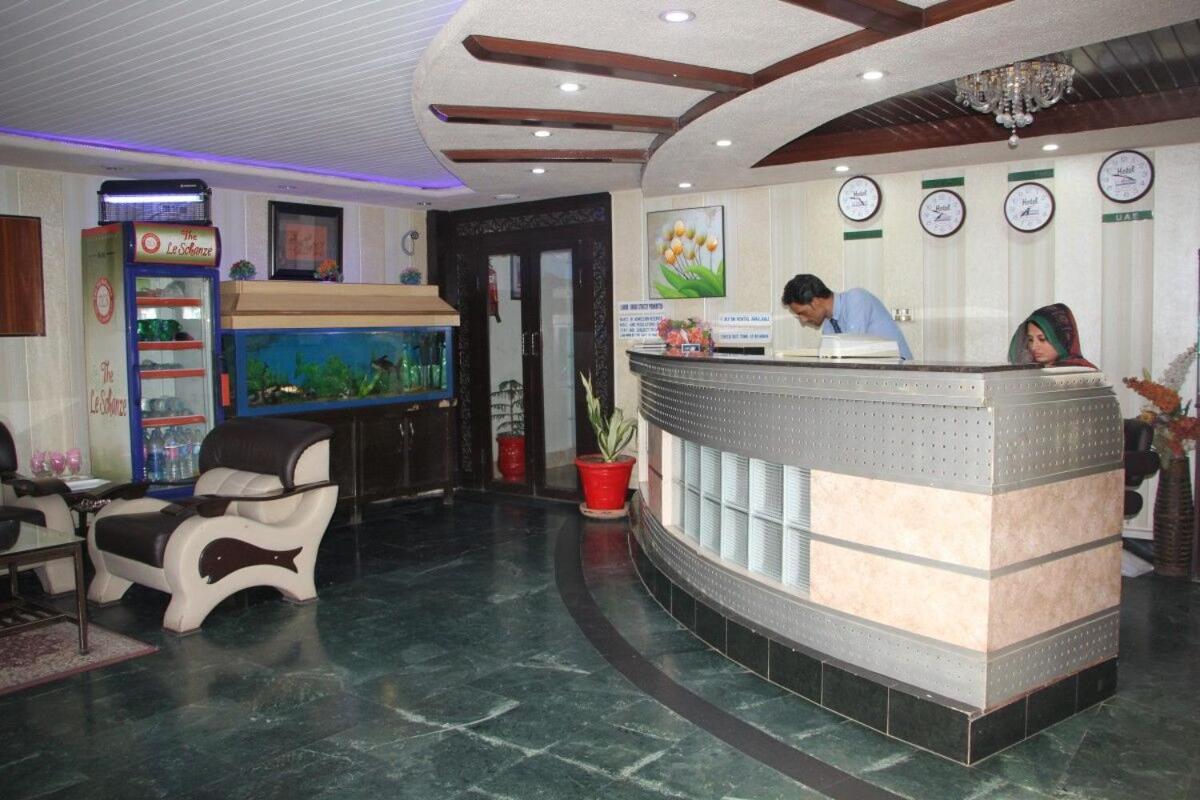 Hotel The Leschanze Lahor Dış mekan fotoğraf